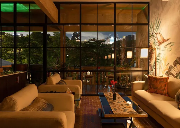 Apartment Presidential | 5 Min Bts, Sun-room| 159sqm